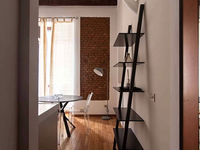 Appartamento monolocale in affitto in Via Gaspare Rosales, Garibaldi Corso Como, Milano