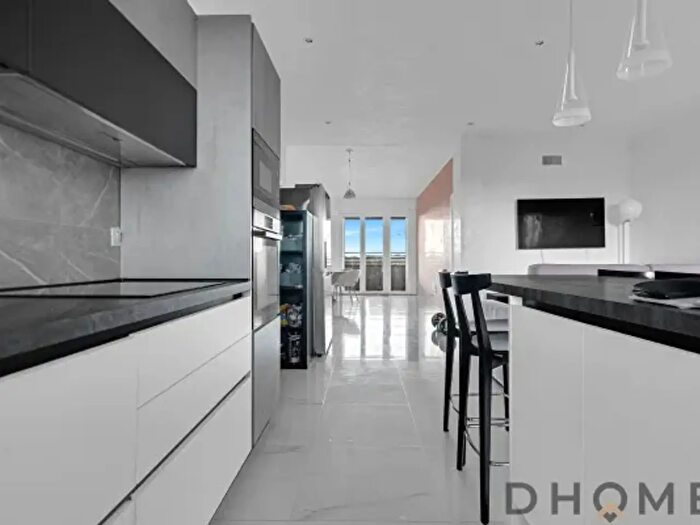 Appartamento con 5 locali in vendita in Viale Monte Ceneri, Milano