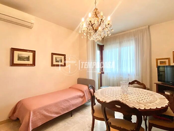 Appartamento quadrilocale in vendita in Bologna