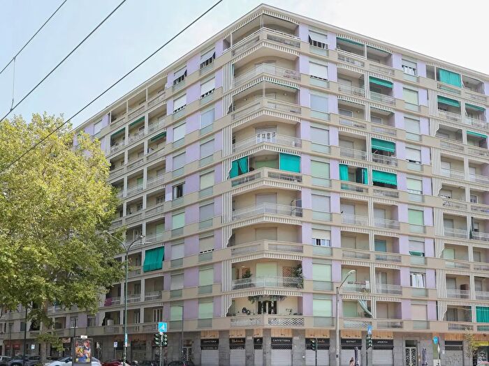 Appartamento con 5 locali in vendita in Corso Unione Sovietica, Torino