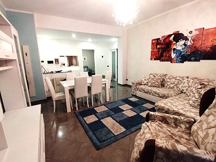 Appartamento con 5 locali in affitto in Piazza Arrigo Boito, La Scorza Fossitermi, La Spezia