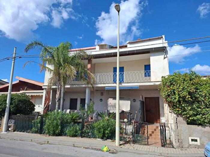 Casa con 5 locali in vendita in Via Spine Sante, Barcellona Pozzo Di Gotto