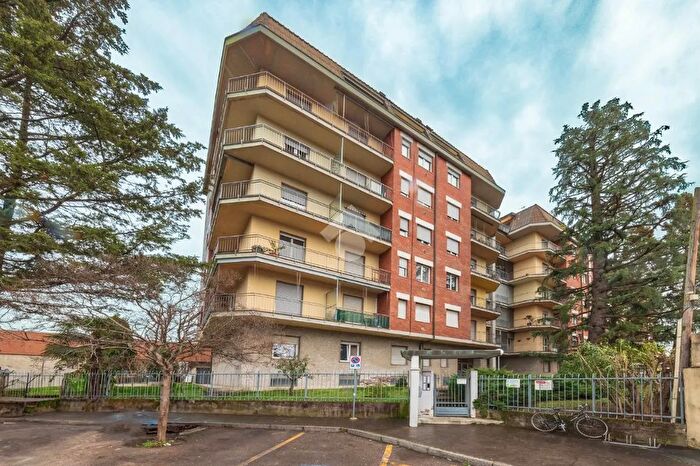 Appartamento trilocale in vendita in Viale Lombardia, Castellanza