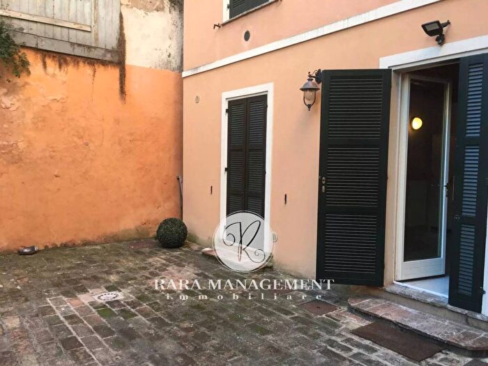 Appartamento in affitto in Capodimonte, Ancona