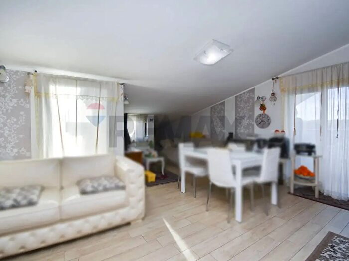 Appartamento trilocale in vendita in Via Savona, Biancavilla