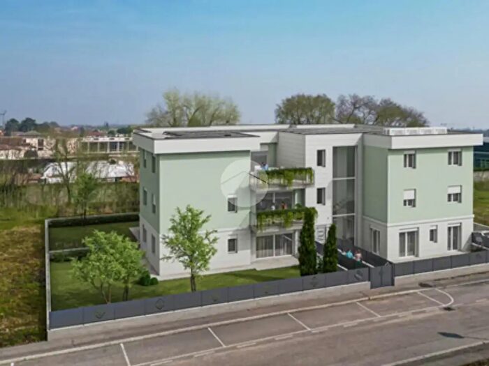 Appartamento trilocale in vendita in Via Giorgio Almirante, San Giovanni Lupatoto