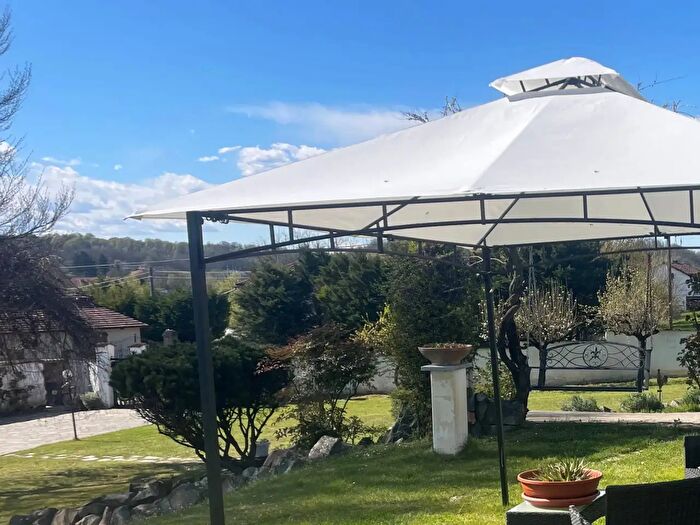 Casa con 6 locali in vendita in Località Valmaggiore C, Asti