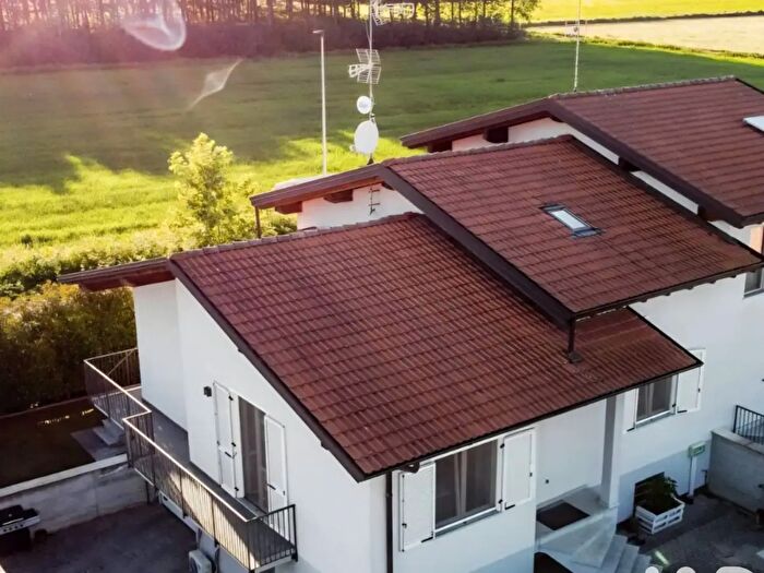 Casa con 6 locali in vendita in Via Liberali I, Gravellona Lomellina