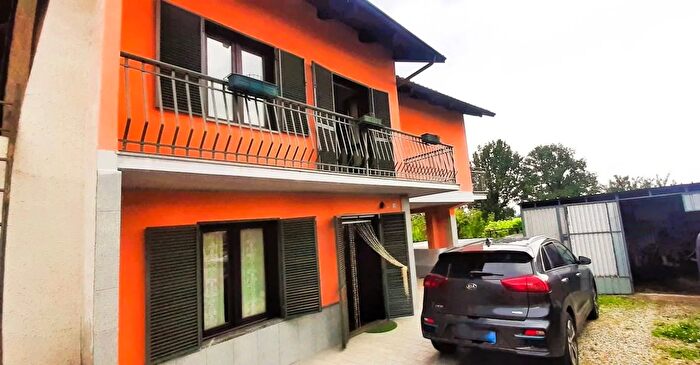 Casa quadrilocale in vendita in Via Pragranero Val della Torre, Val Della Torre