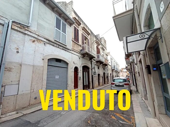 Casa con 7 locali in vendita in Via Silvio Pellico, Andria