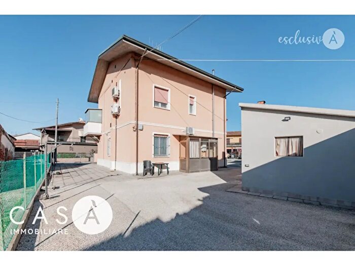 Appartamento quadrilocale in vendita in Via Campone Sala, Cesenatico