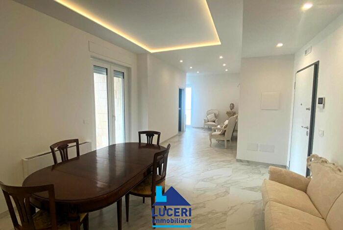 Appartamento in vendita in Via Giovanni Pascoli Galatina Le Italia, Galatina