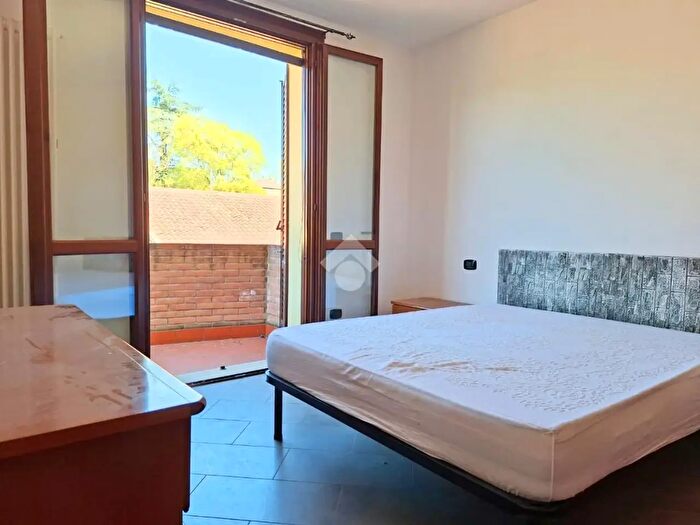 Appartamento bilocale in vendita in Via Bentivoglio, Ferrara