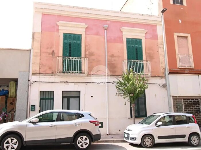 Appartamento trilocale in vendita in Via Argenteria, Erice