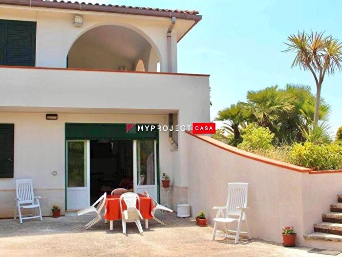 Appartamento bilocale in affitto in Cda Palesi, Martina Franca