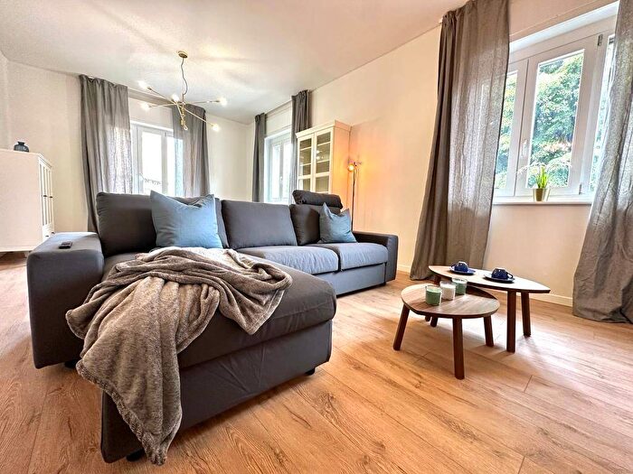 Appartamento trilocale in affitto in Via Giuseppe Garibaldi, Centro, Bergamo