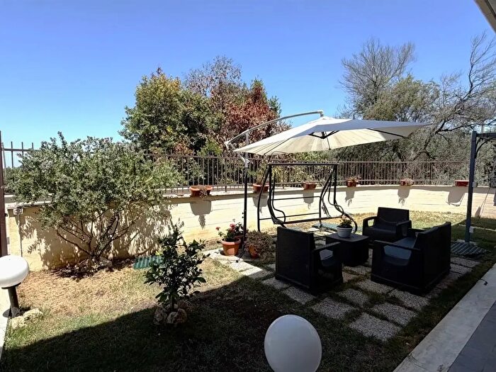 Casa trilocale in vendita in Via Casette, Albano Laziale
