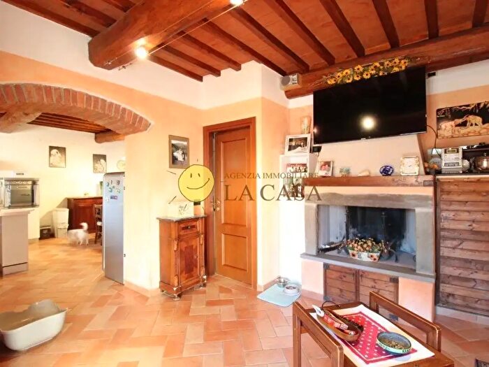 Casa quadrilocale in vendita in Figline e Incisa Valdarno
