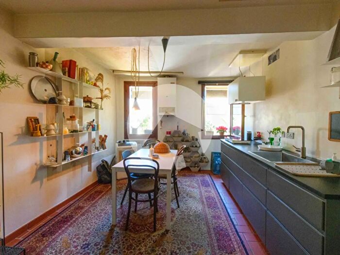 Casa quadrilocale in vendita in Via Bellaria, Reggio Emilia