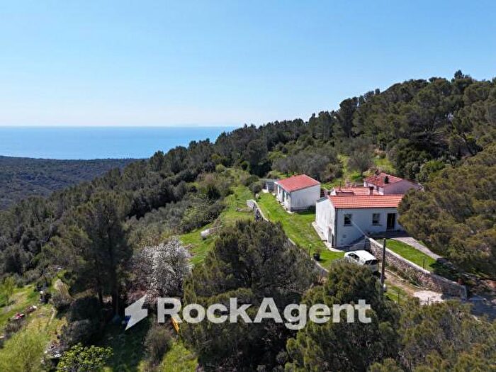Casa quadrilocale in vendita in Via delle Vignacce, Livorno