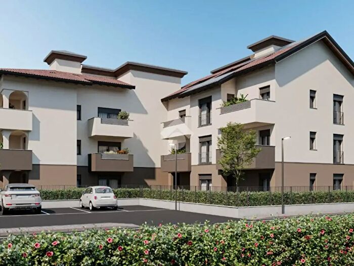 Appartamento trilocale in vendita in Via Corte Nuova, Galgagnano