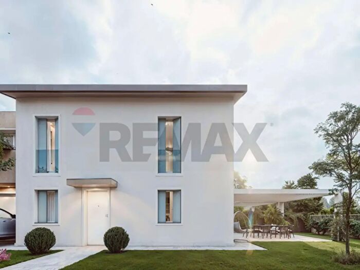 Appartamento con 5 locali in vendita in Via Trevisiol, Castegnero