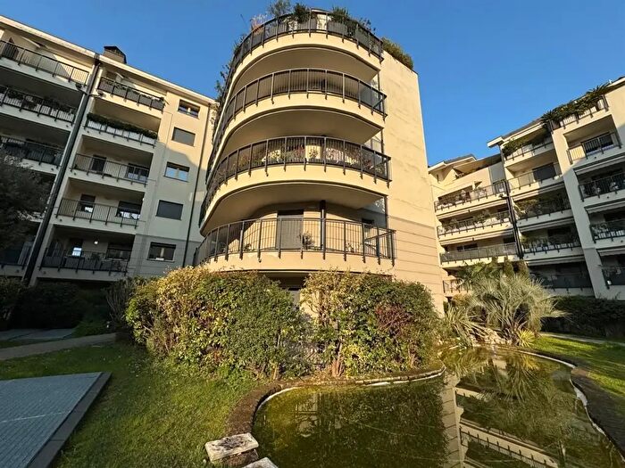 Appartamento bilocale in vendita in Via Magenta, Monza