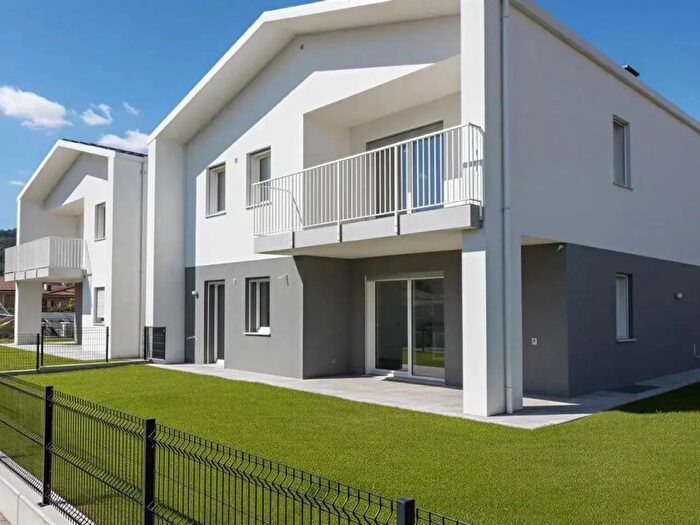 Appartamento quadrilocale in vendita in Via Don Antonio Lazzaretti, Brogliano