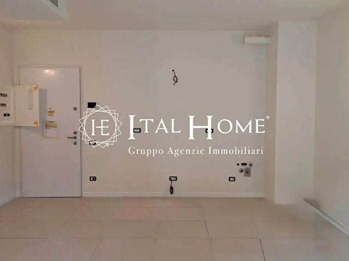 Appartamento bilocale in vendita in Via Giovanni Arrivabene, Milano