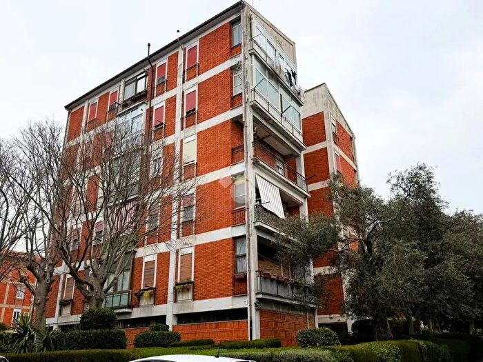 Appartamento quadrilocale in vendita in Piazza Vittorio Bottego, Sassari