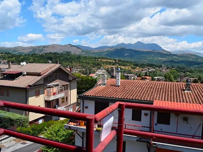 Appartamento trilocale in vendita in Via Rosario Livatino, Tagliacozzo
