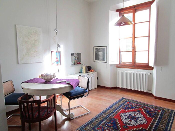 Appartamento con 5 locali in affitto in Via Giuseppe Montanelli, San Marco SS Annunziata, Firenze