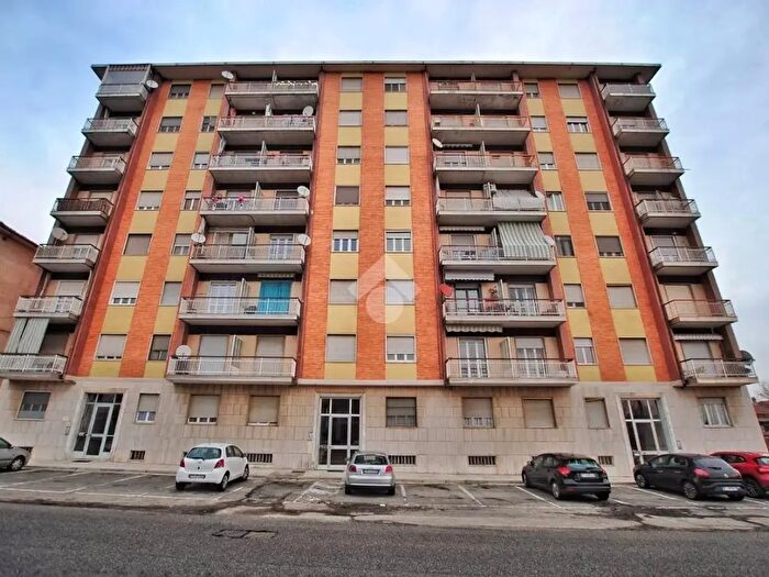 Appartamento trilocale in vendita in Corso Leone Giordano, Livorno Ferraris