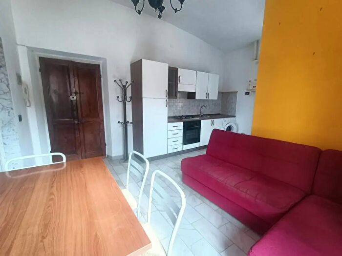 Appartamento con 8 locali in vendita in a Gino Menconi, Carrara
