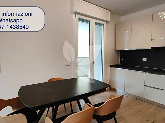 Appartamento trilocale in affitto in Via Amato Furlotti, San Lazzaro, Parma