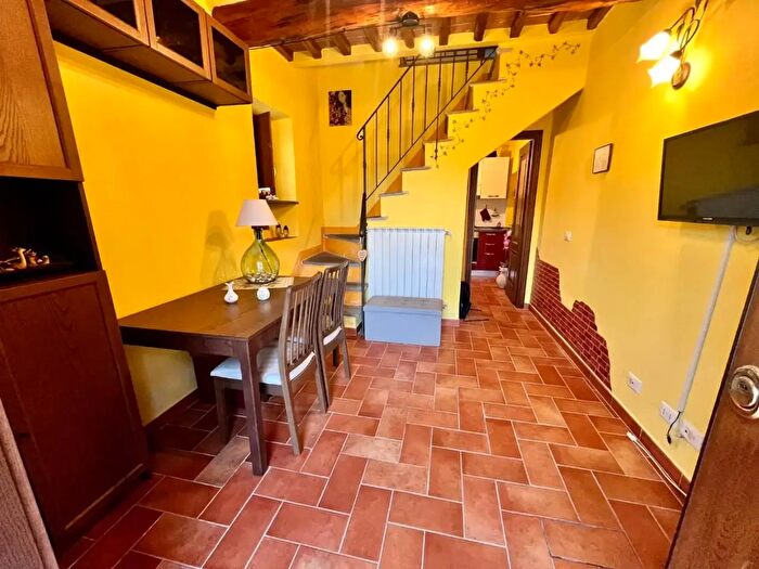 Casa quadrilocale in vendita in Capannori