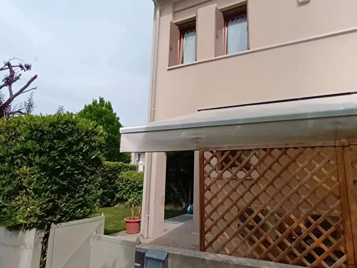 Casa con 6 locali in vendita in Conegliano