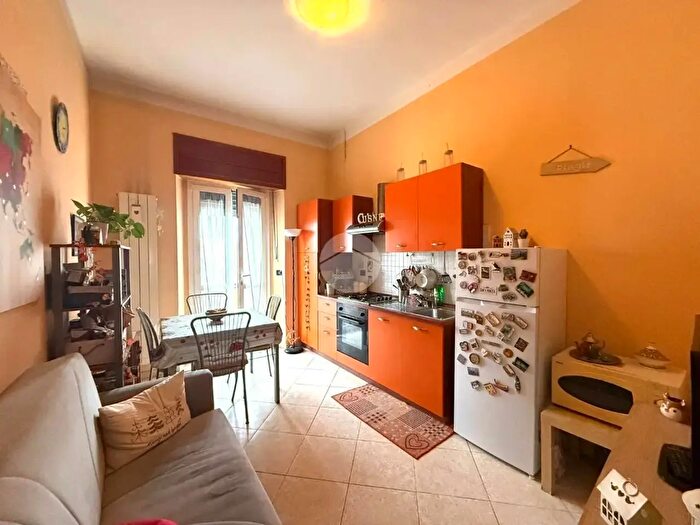 Appartamento bilocale in vendita in Via Domodossola, Torino