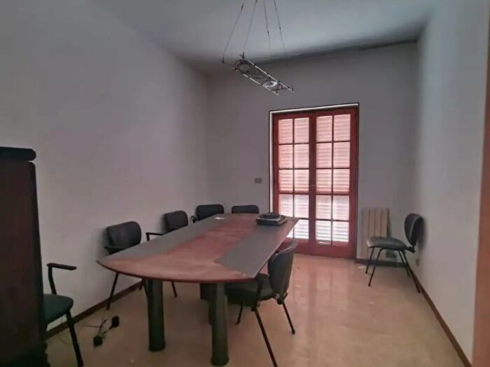 Appartamento trilocale in vendita in Via Dalmazia, Brindisi