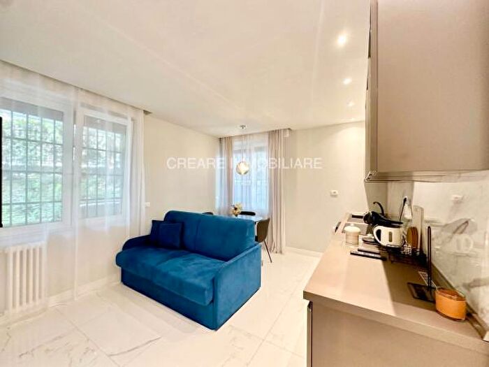 Appartamento trilocale in affitto in Via Passo di Fargorida, Milano