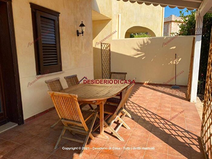 Appartamento trilocale in affitto in SS, Campofelice di Roccella