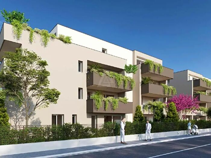 Appartamento quadrilocale in vendita in Via Santa Rita, Thiene