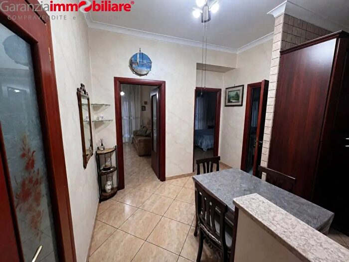Appartamento bilocale in vendita in Via Abate Minichini, Napoli