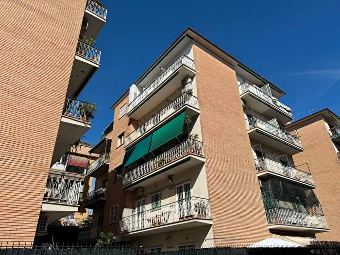 Appartamento bilocale in affitto in Via dei Bichi, Pisana Bravetta, Roma