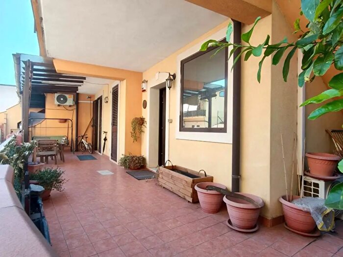 Appartamento quadrilocale in vendita in Via Emanuela Setti Carraro, Belpasso