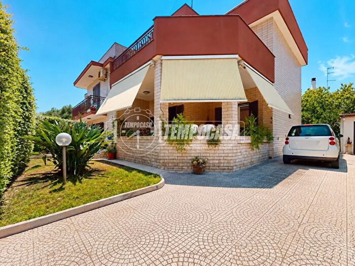 Casa con 5 locali in vendita in Parco Scizzo, Noicattaro