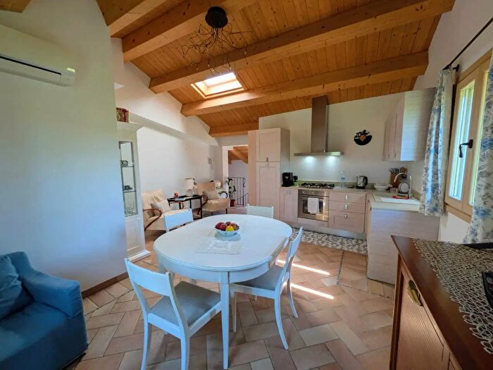 Casa trilocale in vendita in Via San Savino, San Clemente