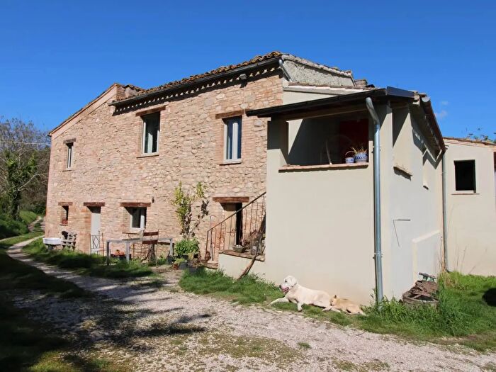 Casa con 13 locali in vendita in Contrada Torbitello, Rotella