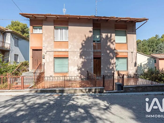 Appartamento quadrilocale in vendita in Via del Risorgimento, Montecarotto