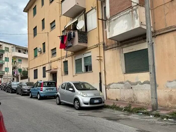 Appartamento trilocale in vendita in Via Bartolomeo Ferraro, Messina